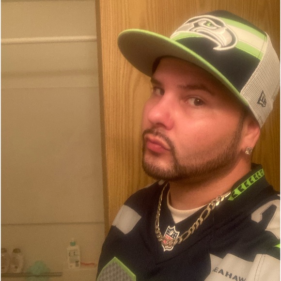 Meet your Posher, Bliss - Picture 1 of 1